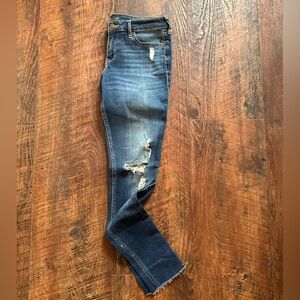 Destroyed crop skinny jean, Hollister size 5